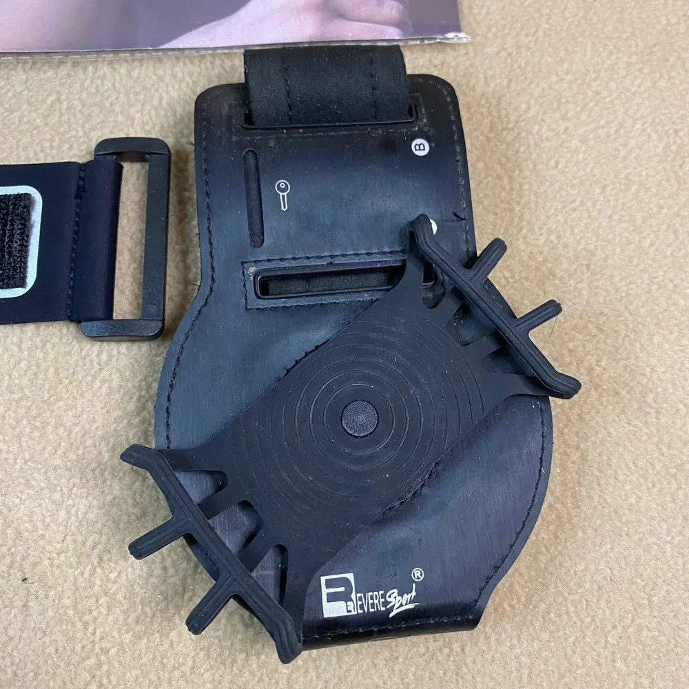Revere‎ Sport 360 Armband iPhone Holder Mount Black Adjustable Workout Fitness